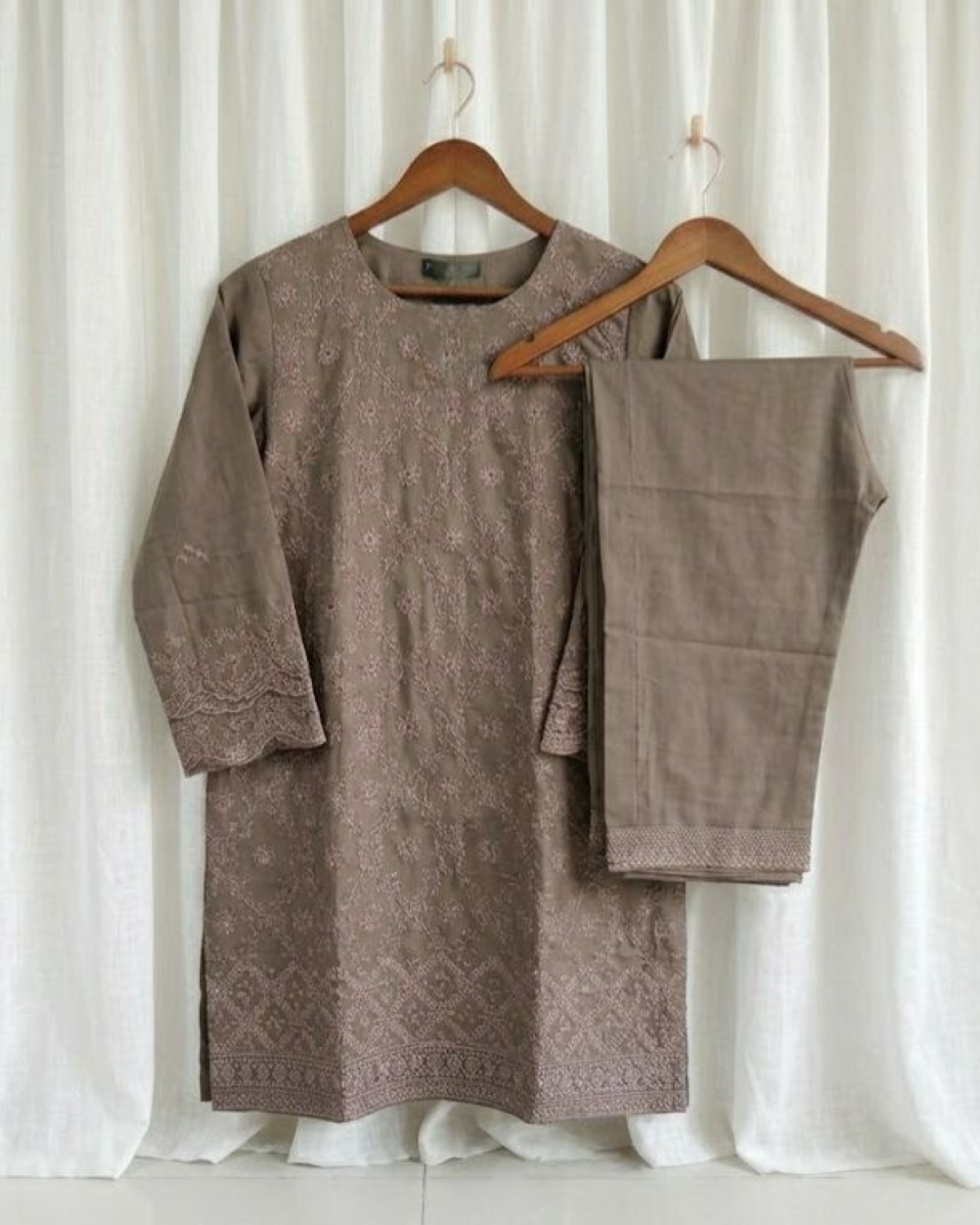 Muted Earthy Brown